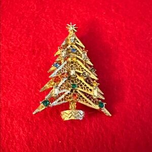 Signed Art Christmas Tree Brooch